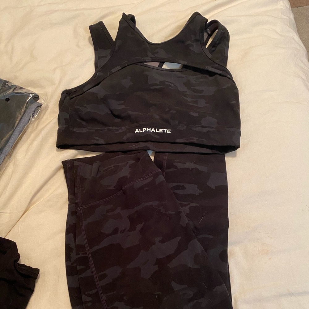 Alphalete camo set